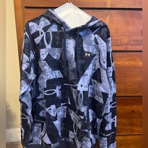 Under armour sweatshirt.  Still has tag.  Never worn